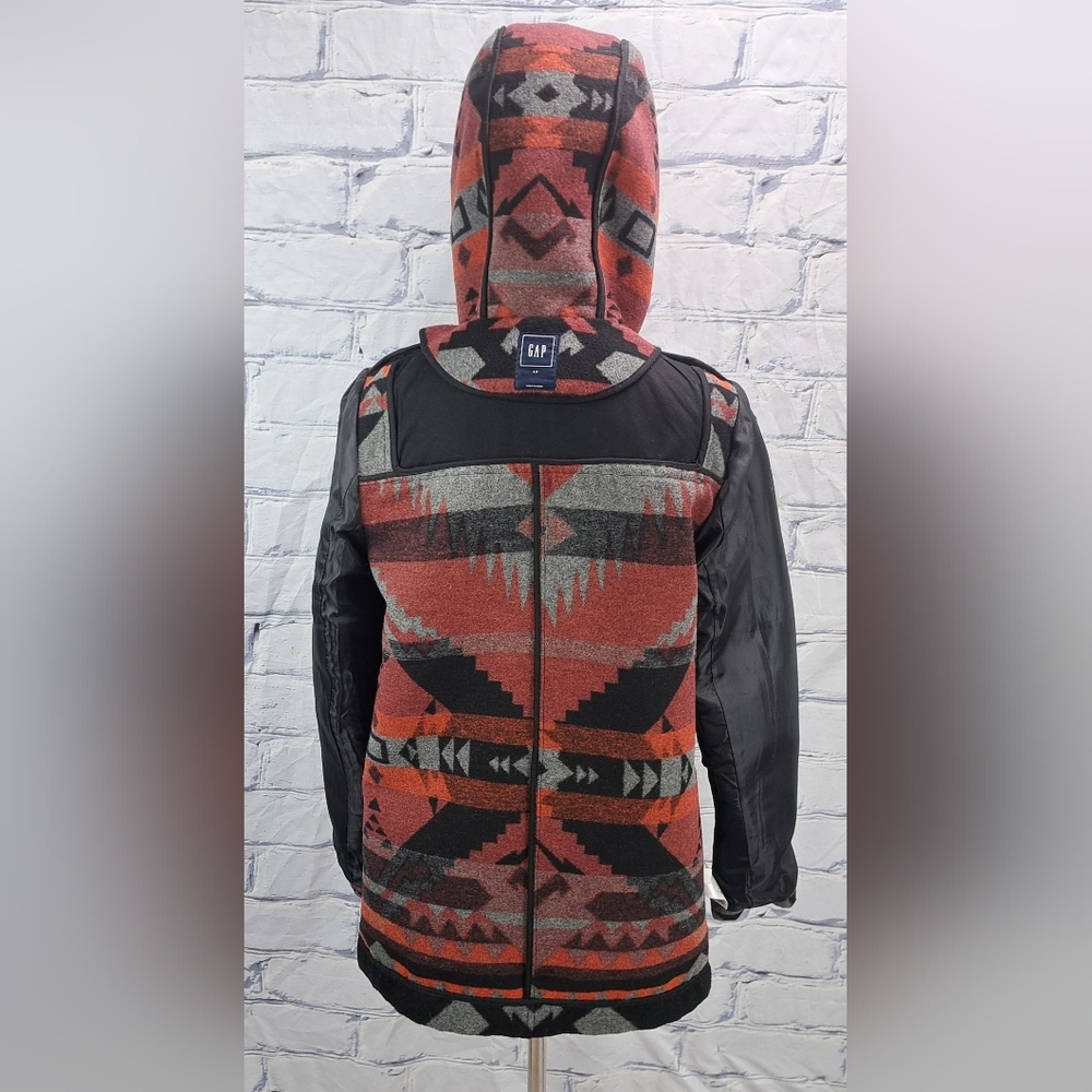 NEW Gap Women's Short Duffle Coat Toggle Southwestern Native Wool Small - Picture 8 of 13